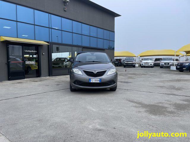 LANCIA Ypsilon 1.2 69 CV 5 porte GPL Ecochic Gold