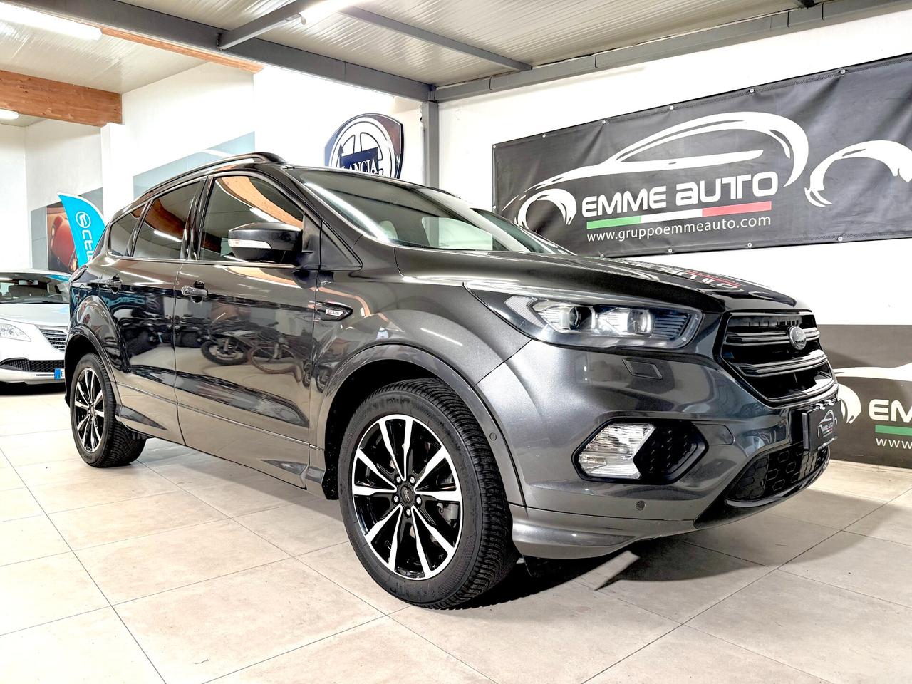 Ford Kuga 1.5 TDCI 120 CV ST-Line