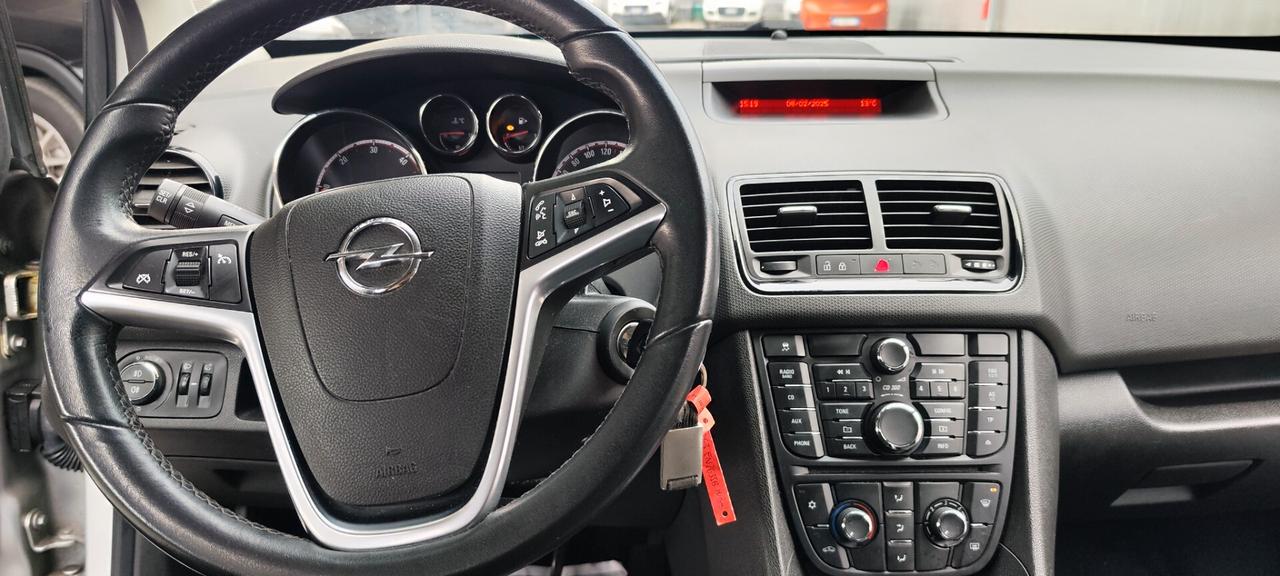 Perfetta Opel Meriva 1.3mtj 95cv tutta tagliandata