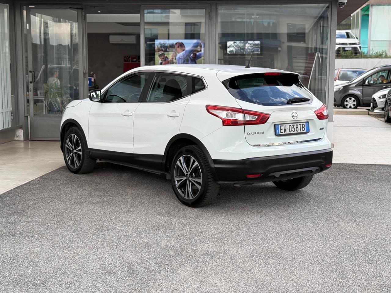 Nissan Qashqai 1.6 Diesel 130CV E5 - 2014