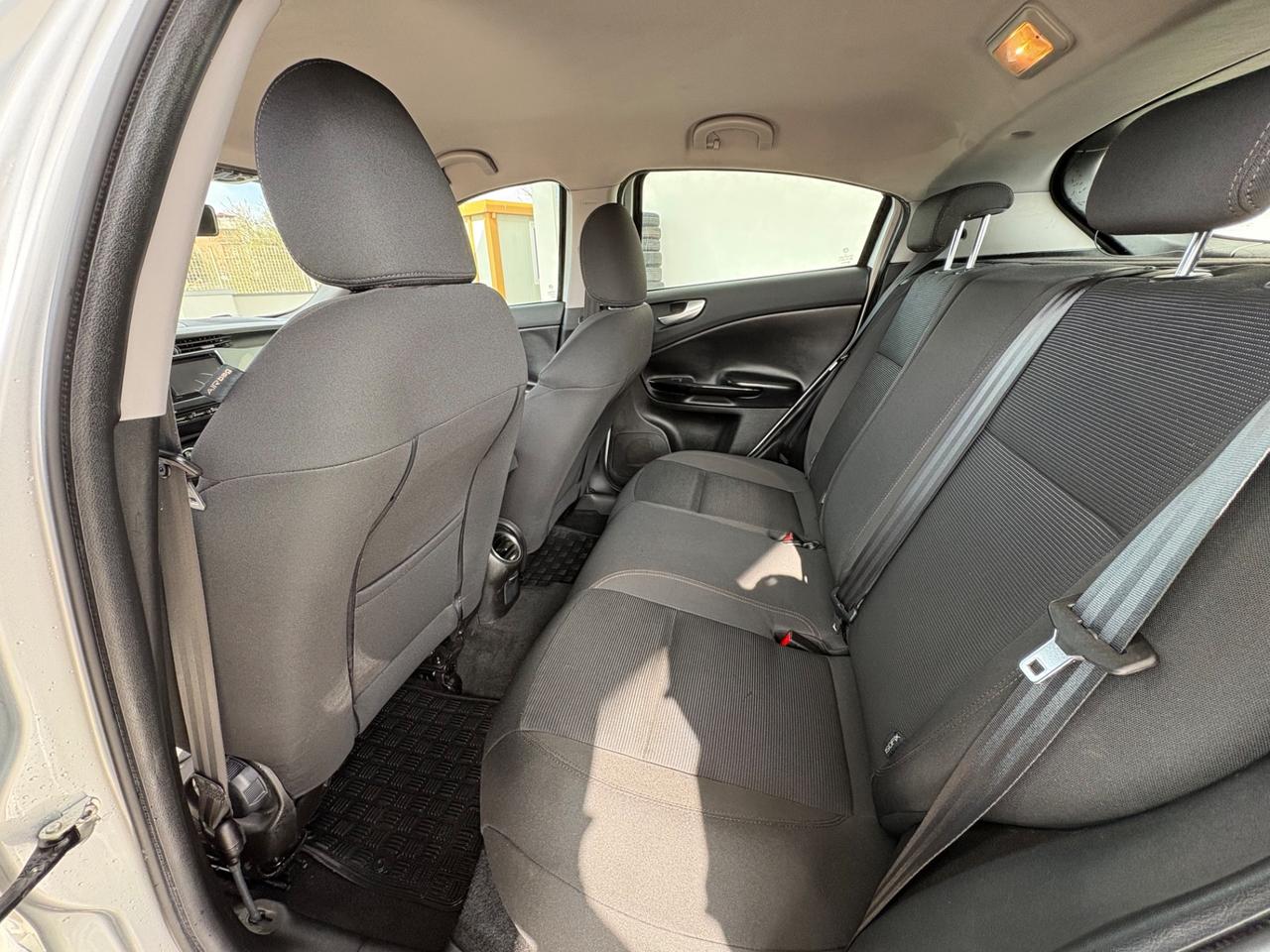 Alfa Romeo Giulietta 1.6 JTDm-2 105 CV Distinctive