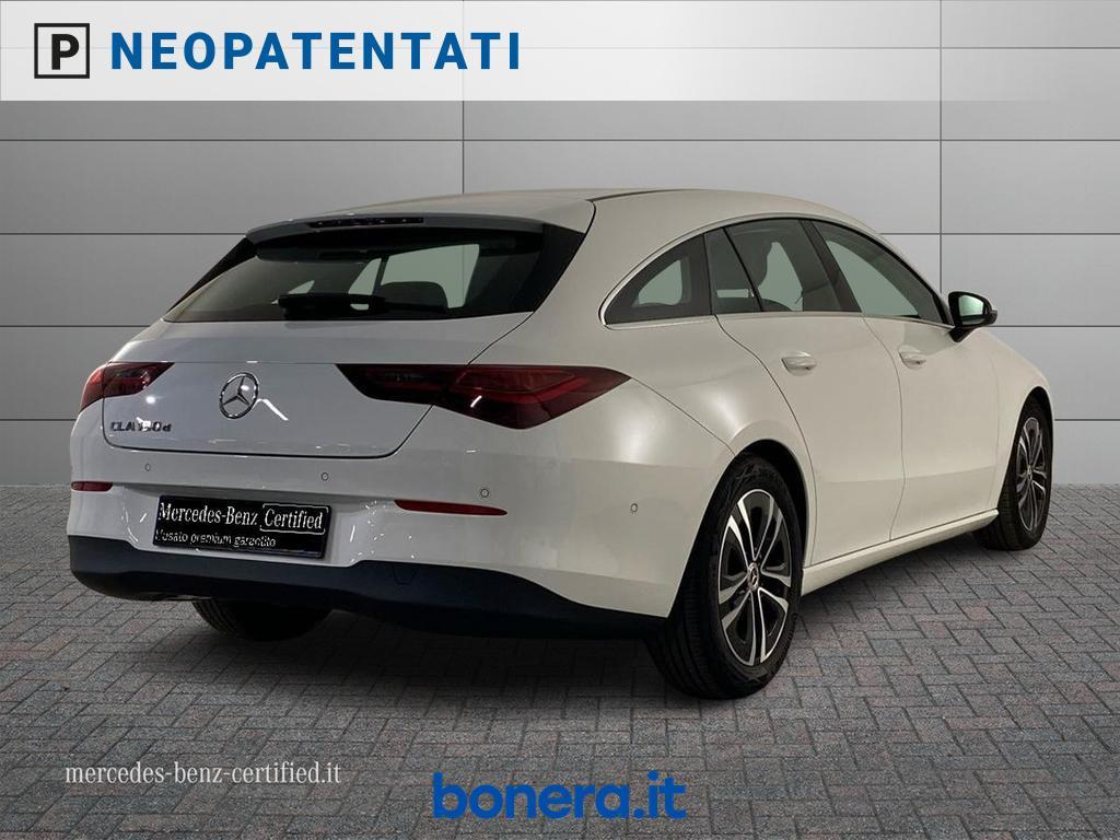 Mercedes CLA Shooting Brake 180 D Advanced 8G-DCT