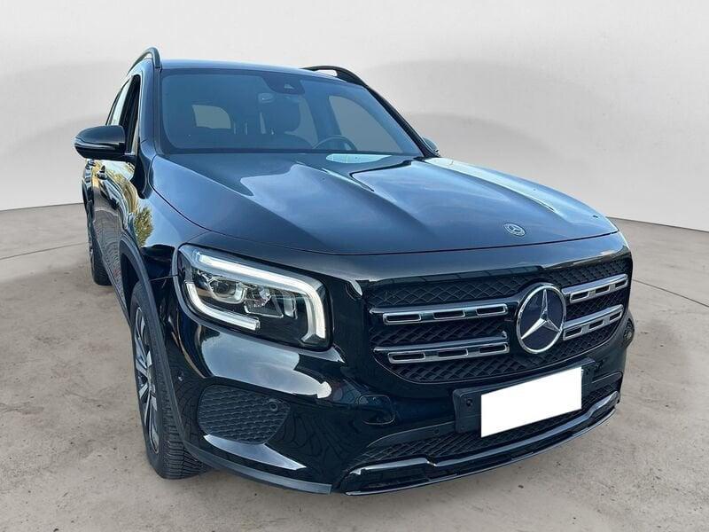 Mercedes-Benz GLB - X247 2019 180 D Sport 8G-DCT