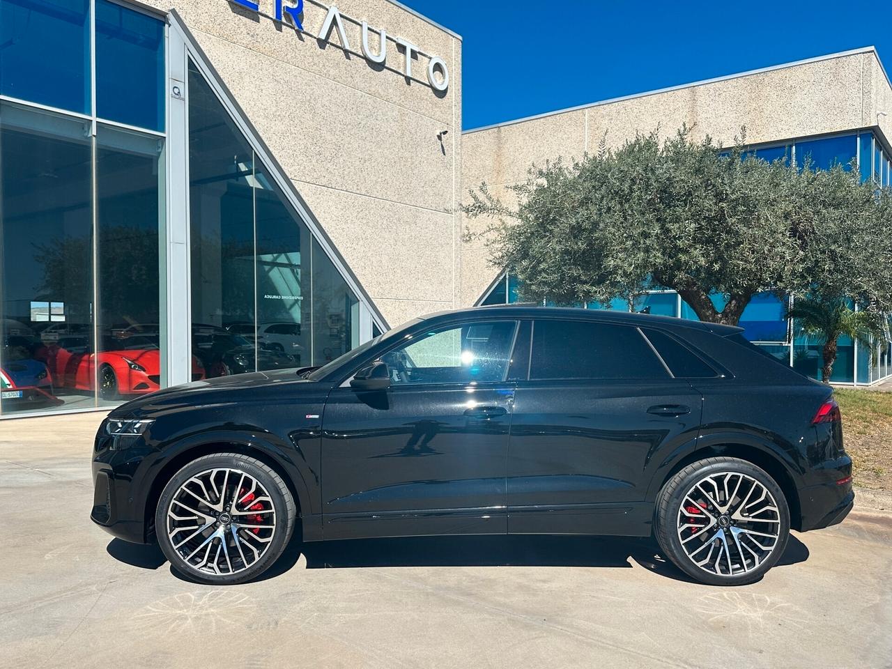 Audi Q8 SUV TDI quattro 286Cv tiptronic S line edition
