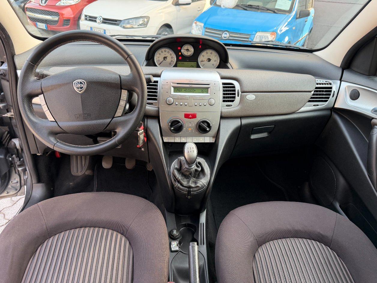 Lancia Ypsilon 3 Porte Ypsilon 1.2 8v Elle 69cv