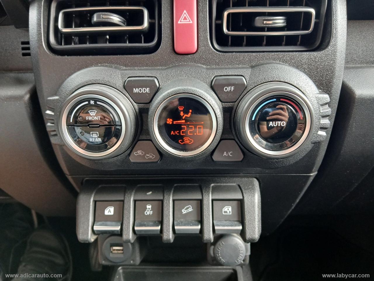 SUZUKI Jimny 1.5 5MT Top