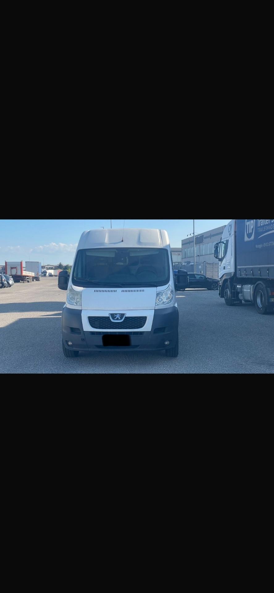 Peugeot Boxer 330 2.2 BlueHDi 120 S&S PC-TN Furgone