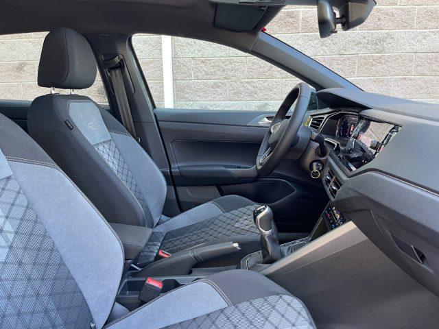 VOLKSWAGEN Taigo TSI 110CV R-LINE UNIPROPRIETARIO CERCHI DA 18"