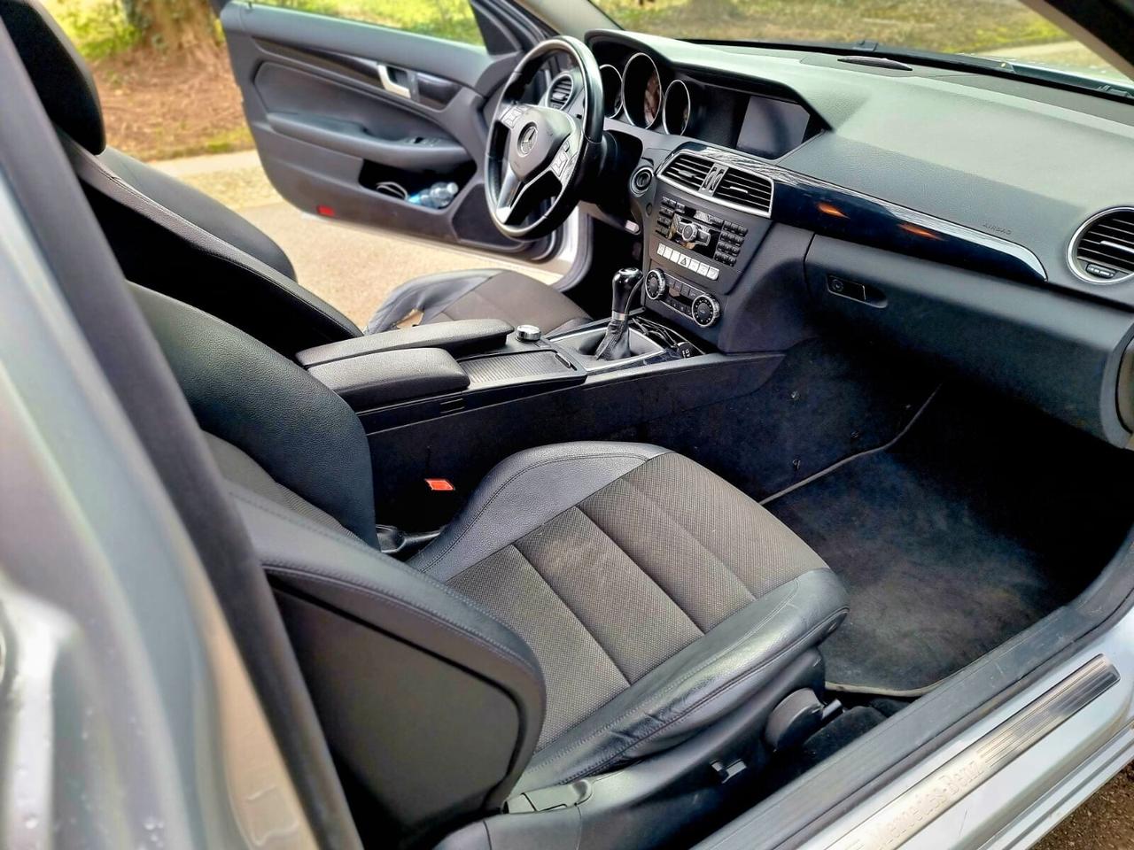 Mercedes-benz C 200 Coupé Avantgarde