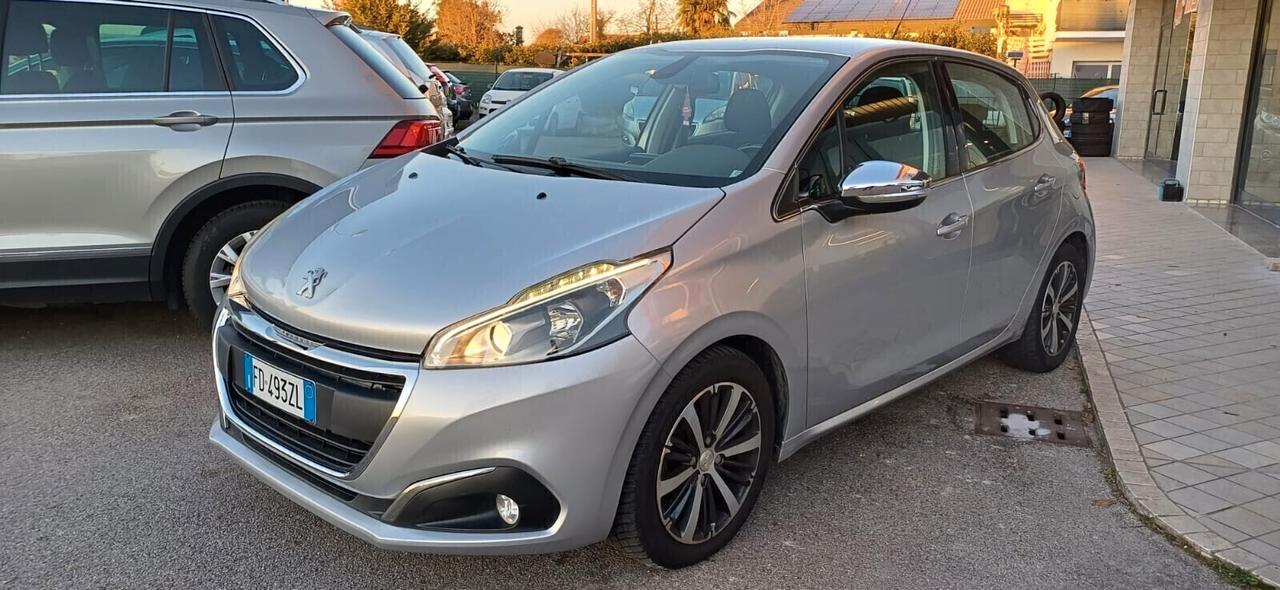 Peugeot 208 BlueHDi 75 5 porte Allure Neopatentati