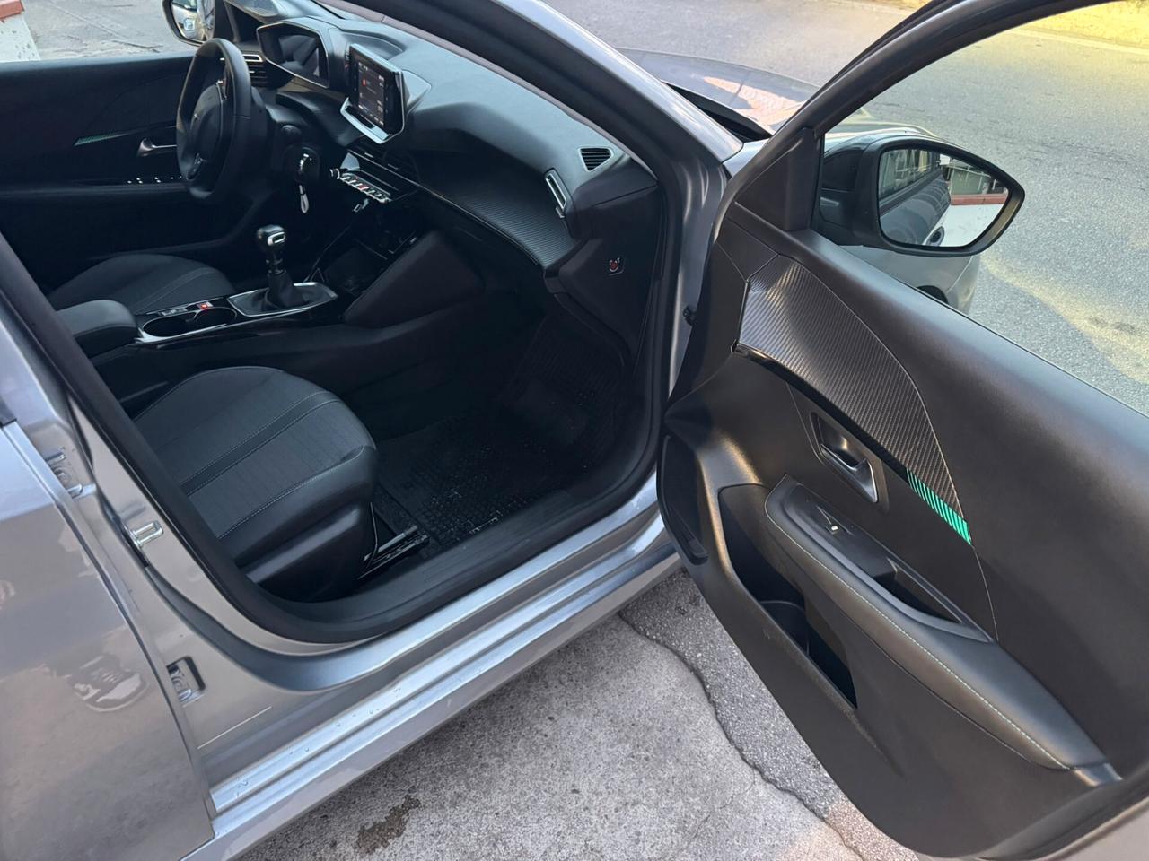 Peugeot 208 100cv BlueHDi Allure Pack