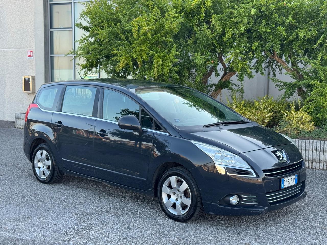 Peugeot 5008 1.6 HDi 110CV Automatico 7Posti