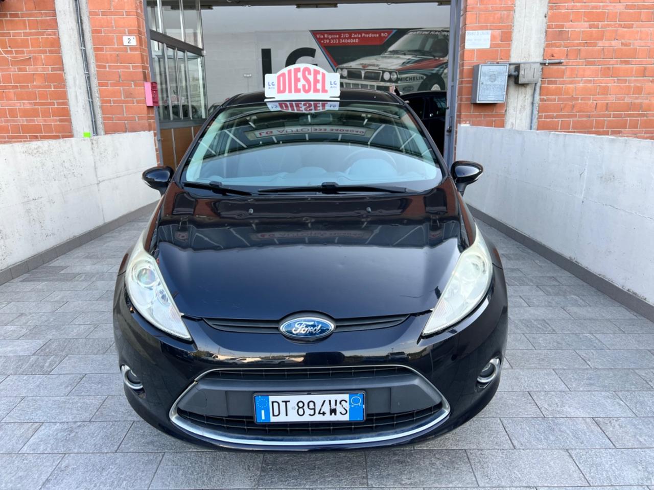 Ford Fiesta 1.4 TDCi 68CV 5 porte Titanium