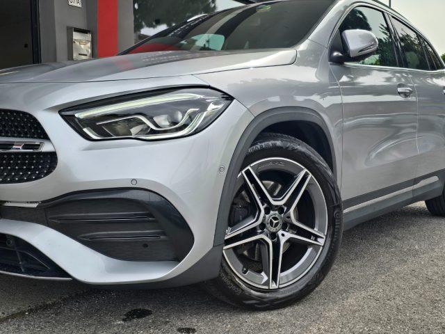 MERCEDES-BENZ GLA 200 d Automatic Premium AMG Line 19" MBUX LED Performa