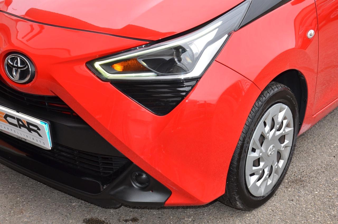 Toyota Aygo 1.0 VVT-i 72 CV 5 porte x-clusiv