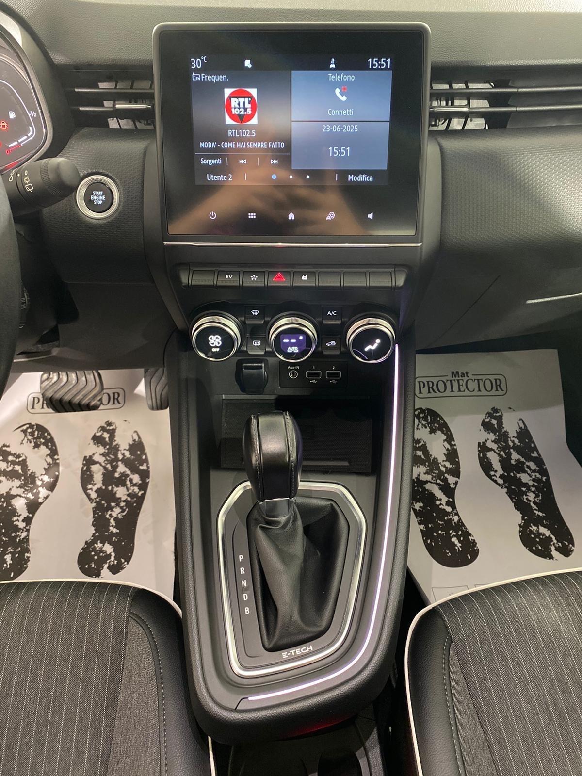 Renault Clio Full Hybrid E-Tech 140 CV 5 porte Intens