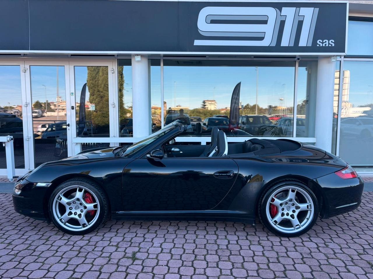 Porsche 911 Carrera 4S Cabriolet