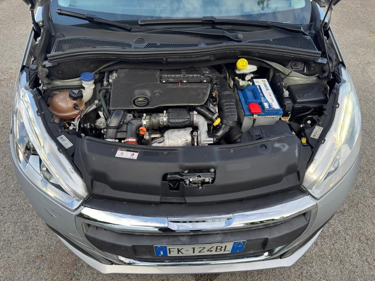 PEUGEOT 208 BlueHDi 75 5p. Allure