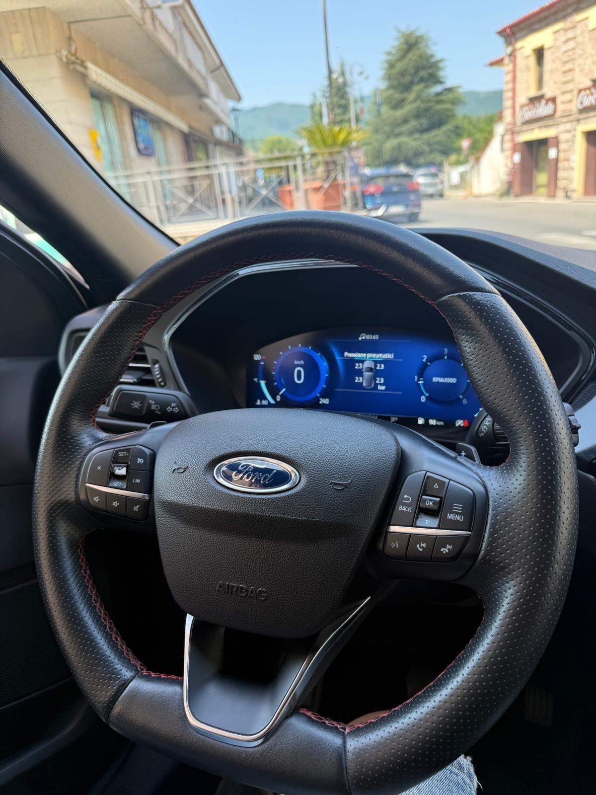 Ford Kuga AWD ST-Line X