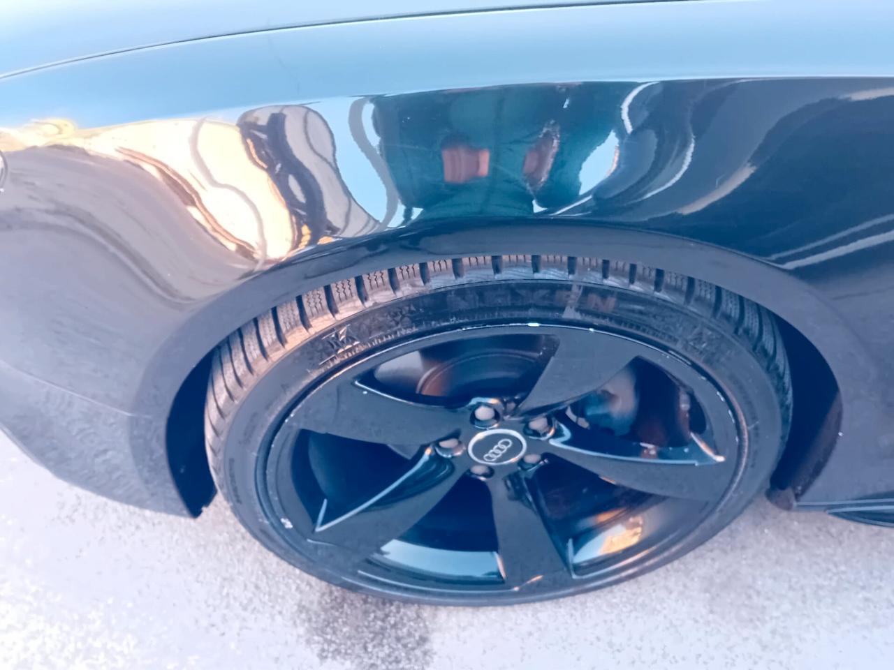 Audi A5 Cabrio 2.0 TDI clean diesel Business