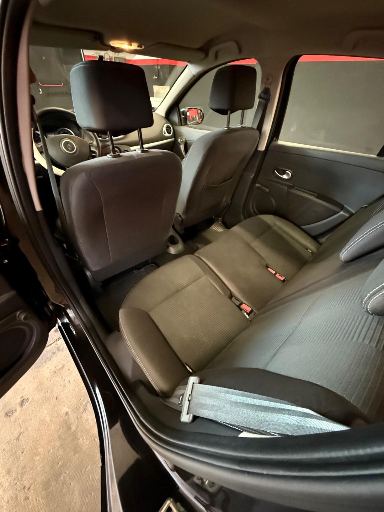Renault Clio 1.2 16V 5 porte Dynamique