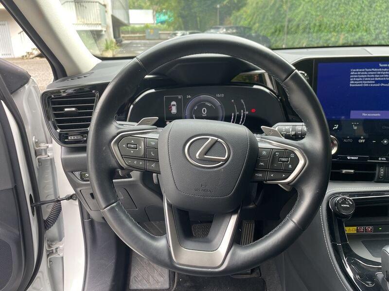 Lexus NX NX 350 Hybrid 4WD VENDUTA