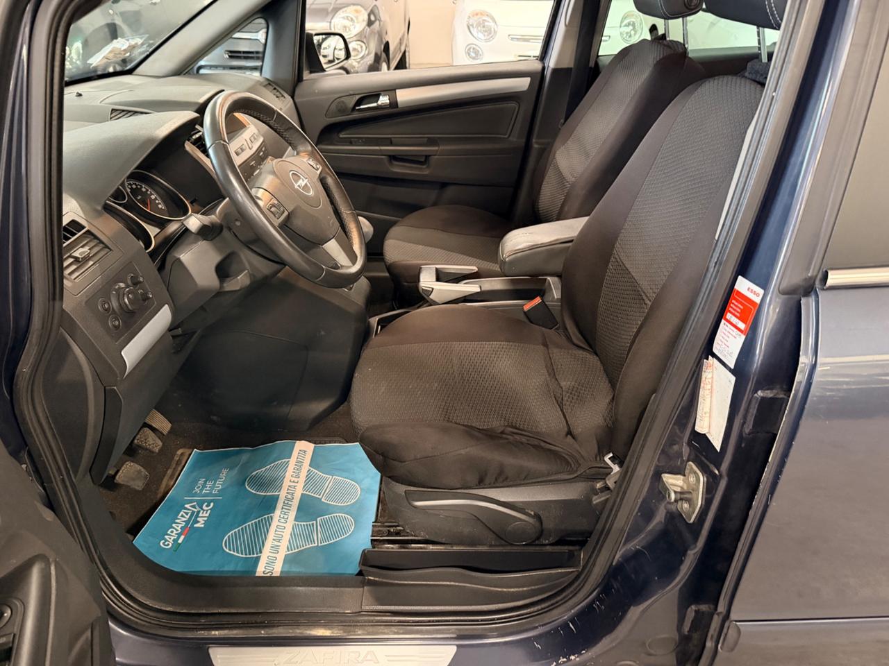 Opel Zafira 1.6 16V ecoM 94CV Cosmo 7 POSTI