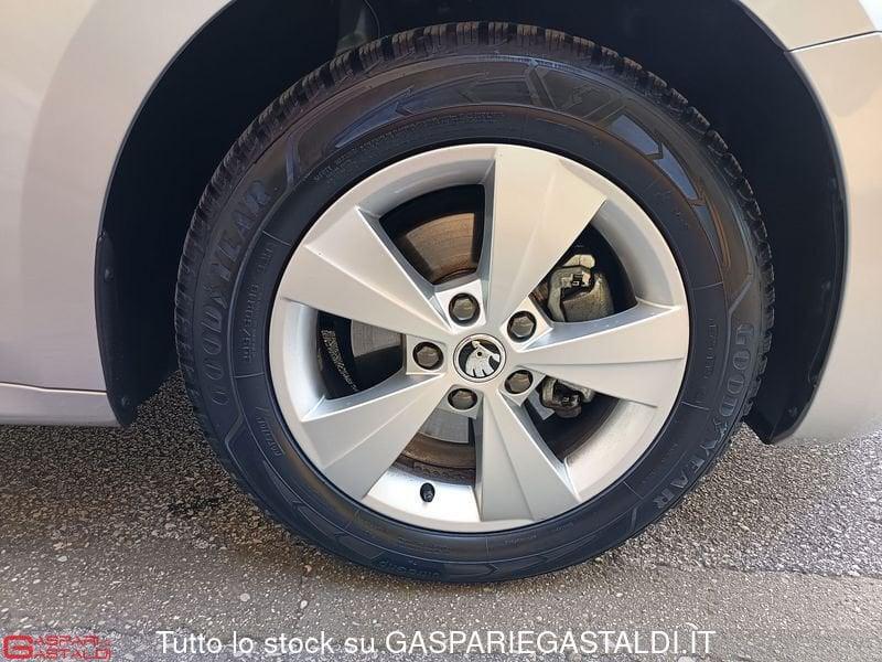 Skoda Octavia 2.0 TDI EVO SCR DSG Wagon Executive