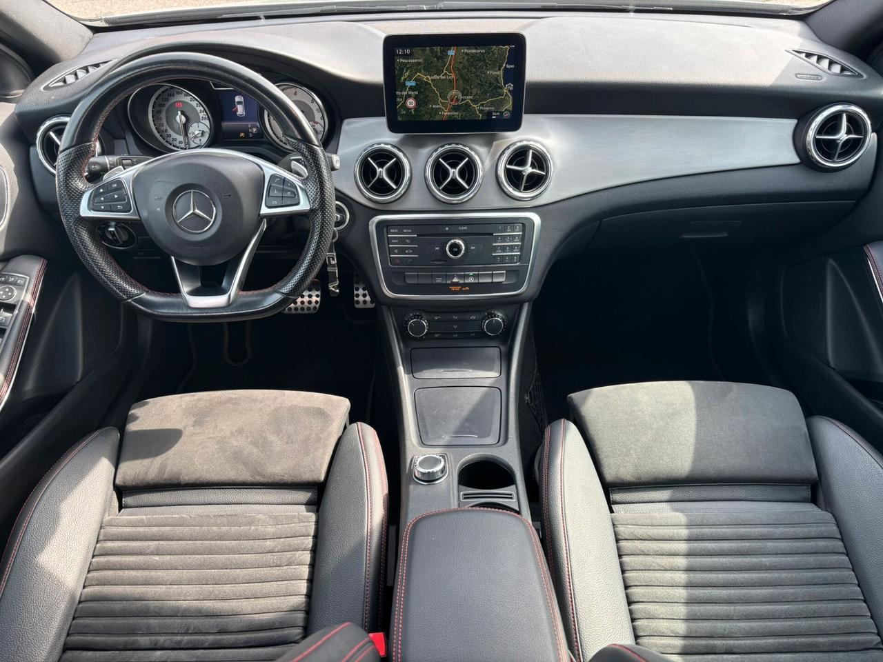 Mercedes-benz GLA 200 d Premium