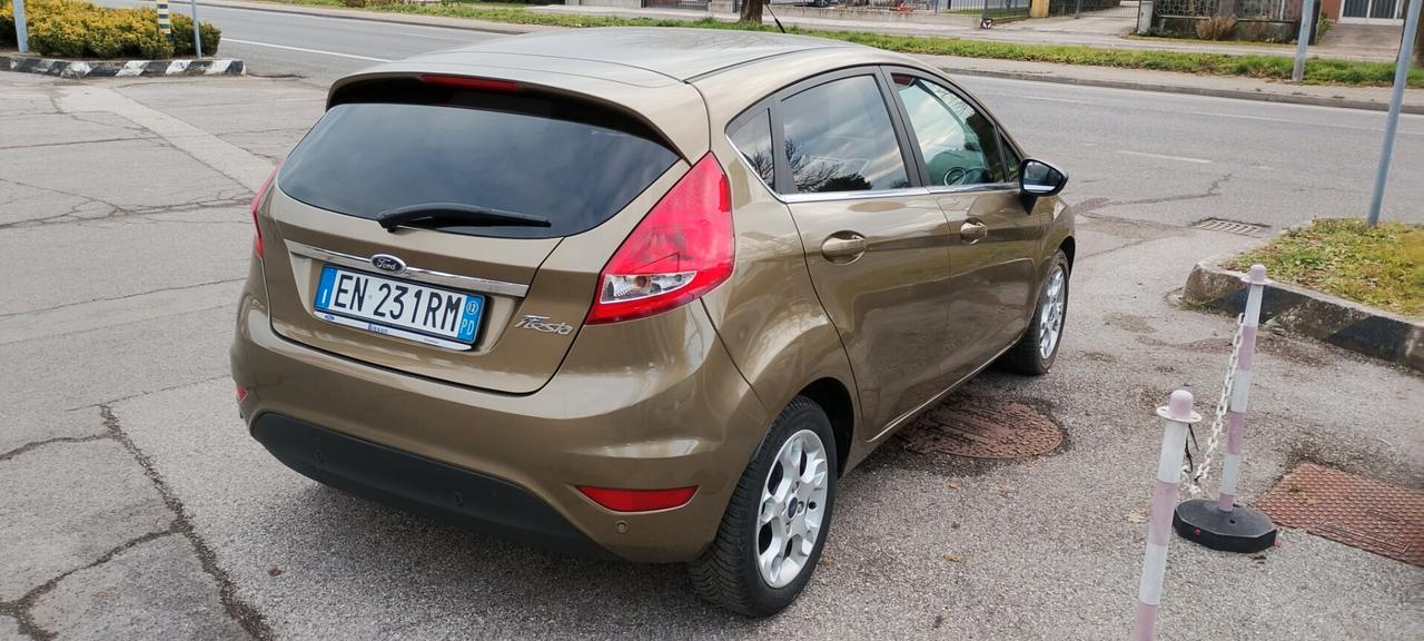 Ford Fiesta 1.4 96CV aut. 5 porte Titanium