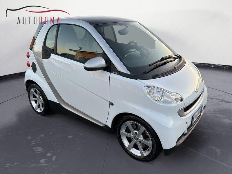 smart fortwo fortwo 1000 52 kW MHD coupé pulse