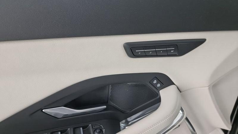 Jaguar E-Pace E-Pace 2.0D I4 163 CV AWD Auto SE N1 Autocarro