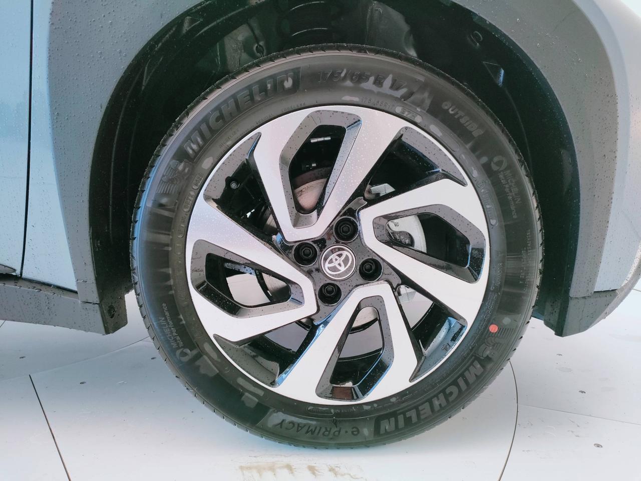 TOYOTA Aygo X 1.0B TREND MT - MY24