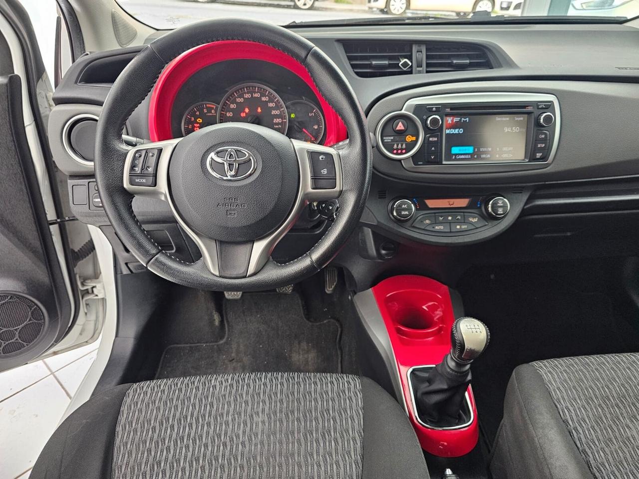 Toyota Yaris 1.4 D-4D 5 porte Lounge