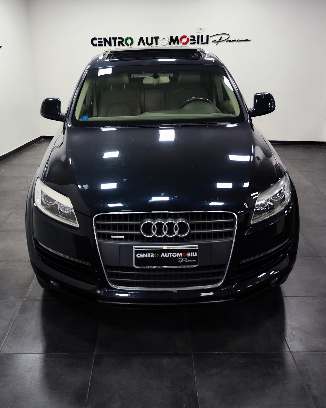 Audi Q7 3.0 V6 TDI 233CV quattro tiptronic Tetto 7 posti