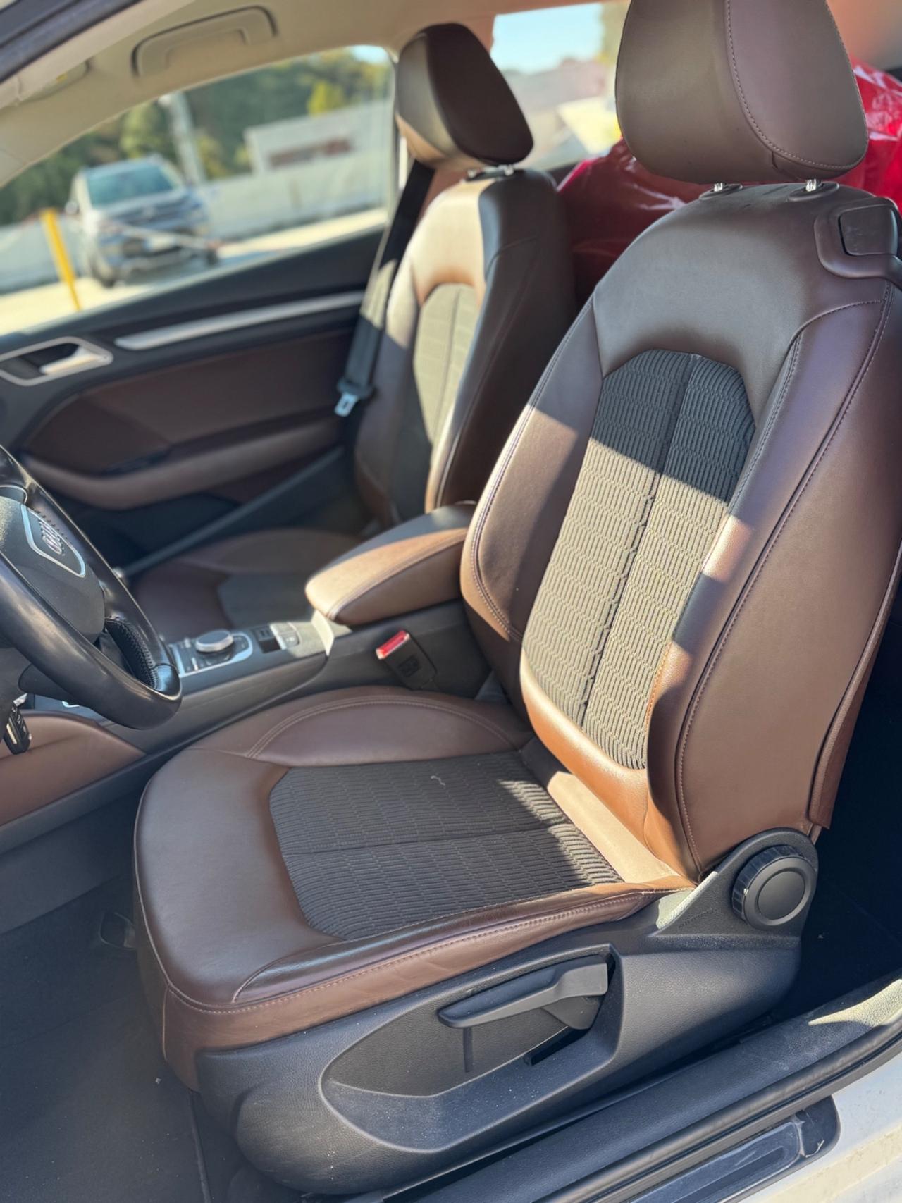 Audi A3 Cabrio 2.0 TDI clean diesel Ambition