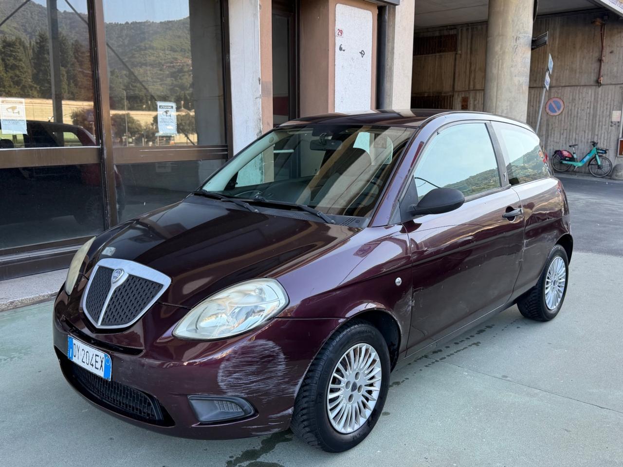 Lancia Ypsilon 1.2 benzina soli 65.000 km - 2009
