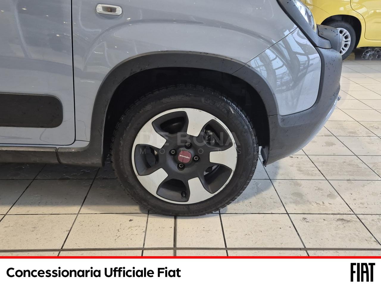 Fiat Panda 1.0 hybrid city cross s&s 70cv