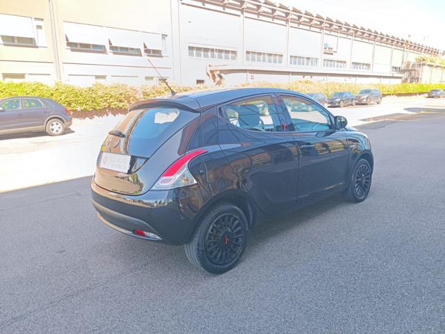 LANCIA Ypsilon 1.2 69 CV 5 porte Elefantino