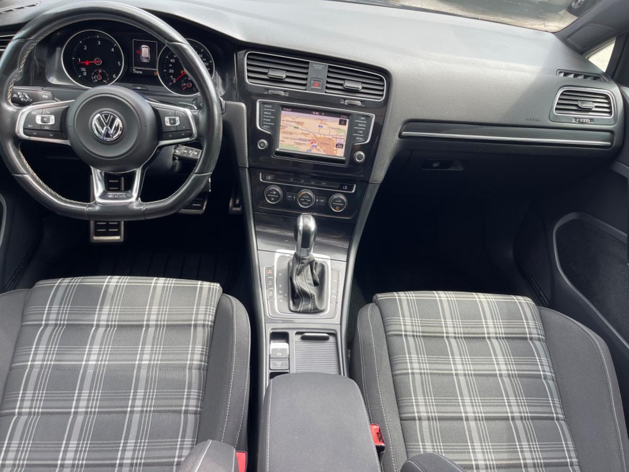 Volkswagen Golf Variant GTD 2.0 TDI DSG BlueMotion Technology