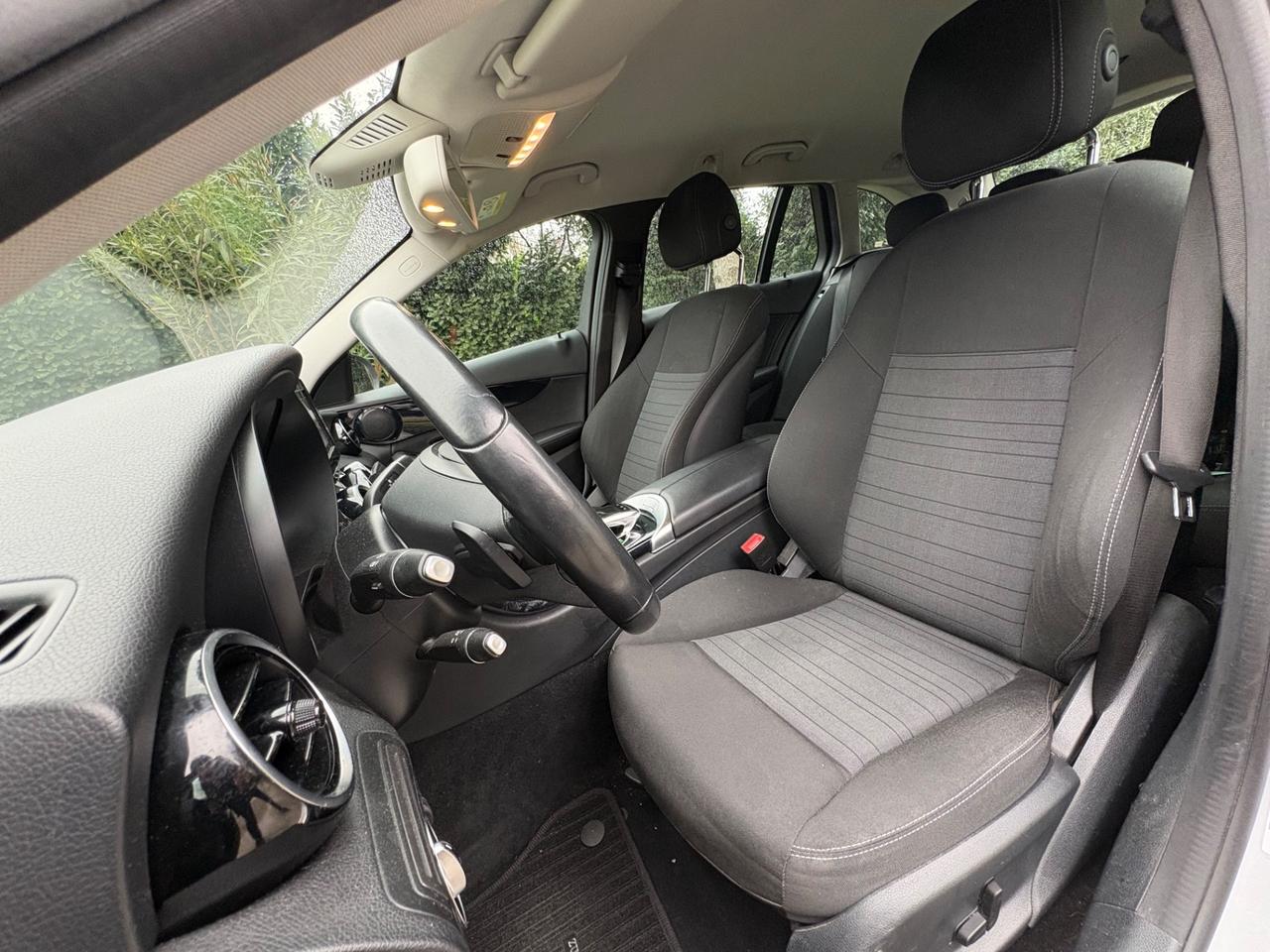 Mercedes-benz C200d Station Wagon 1.6 136cv Executive automatic