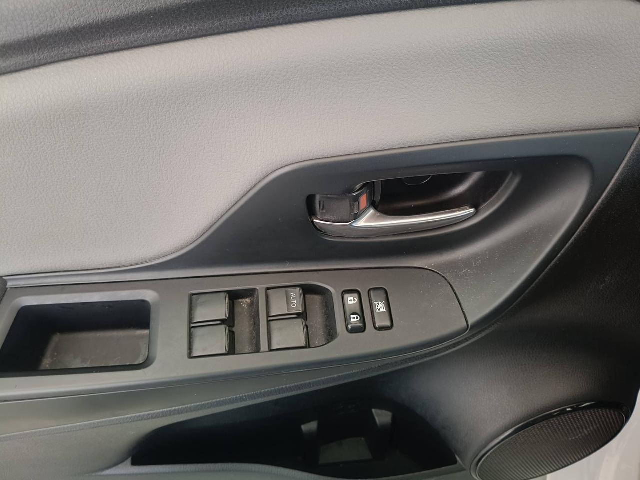 TOYOTA Yaris III 2017 - Yaris 5p 1.5h Active