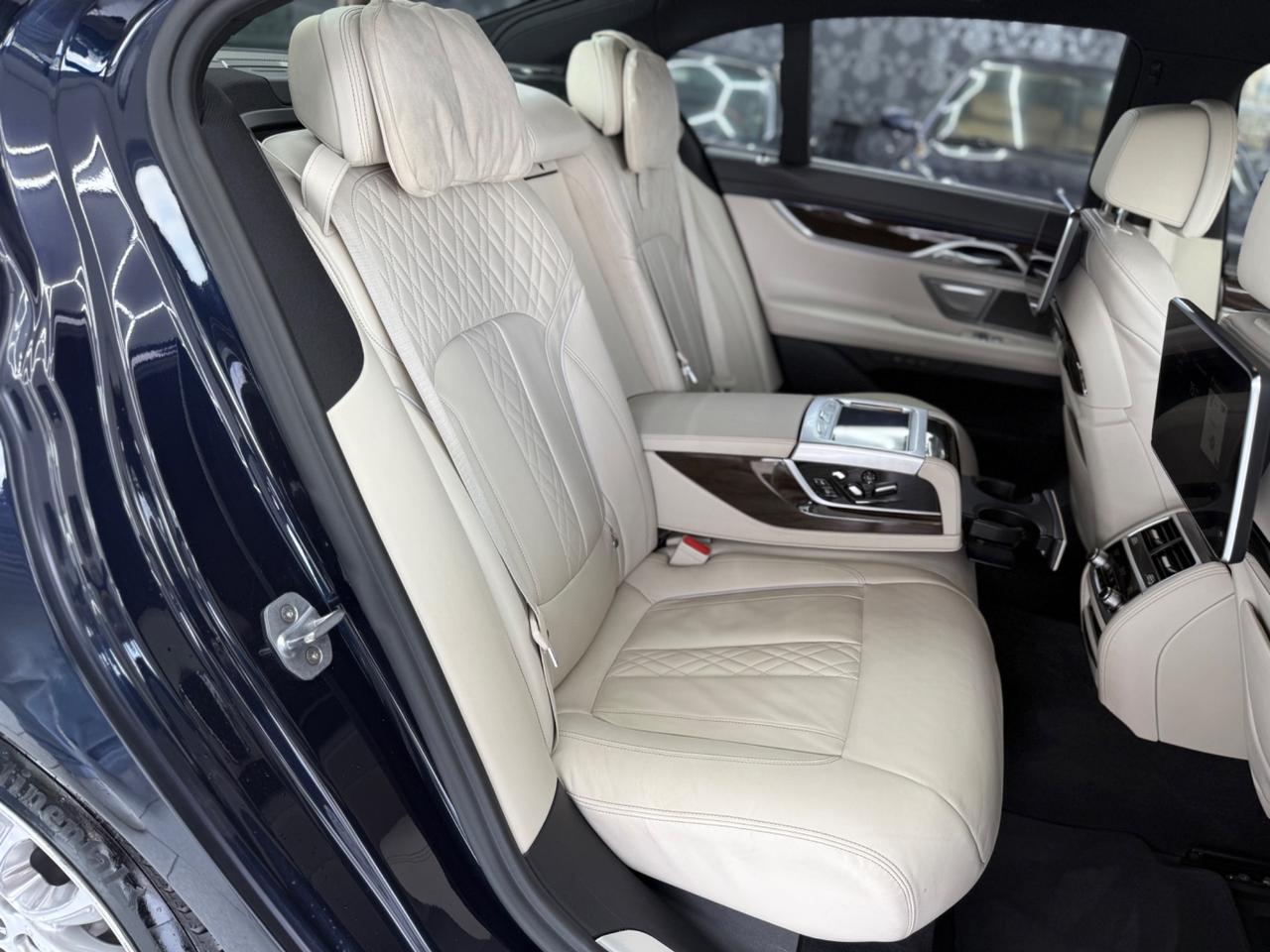 Bmw 730 730d xDrive Eccelsa