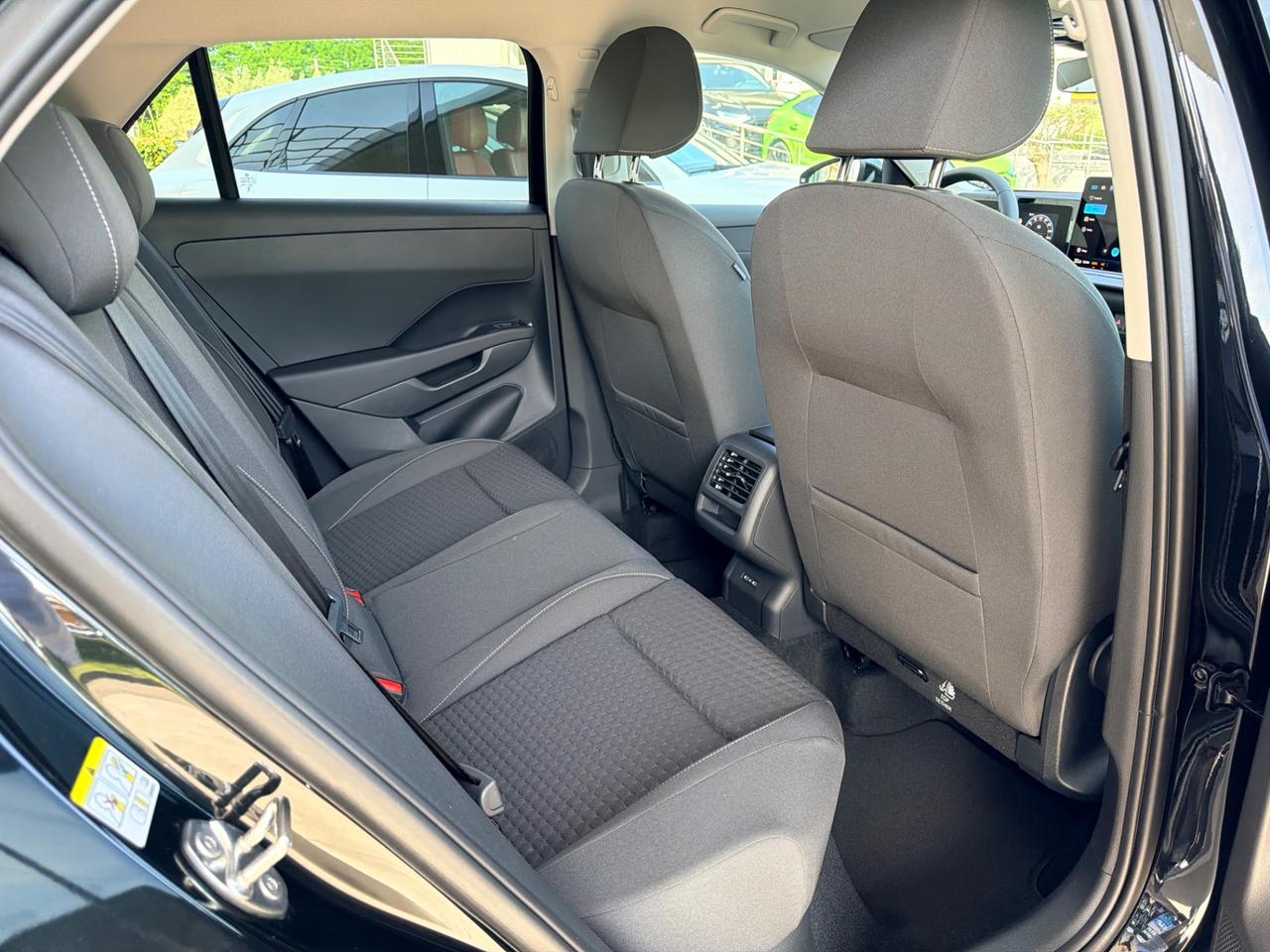 Volkswagen T-Roc 1.5 115cv eTSI ACT DSG life