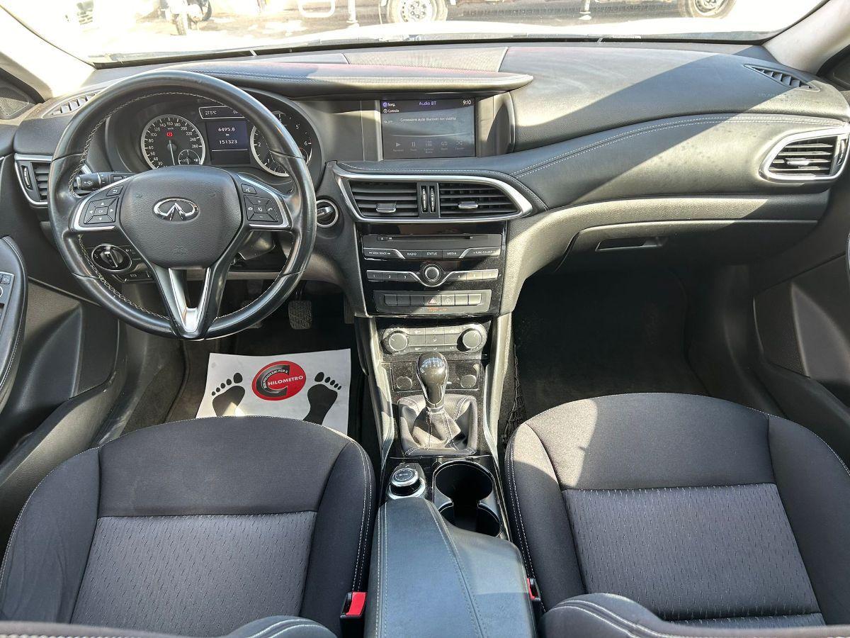 INFINITI - Q30 - 1.5d