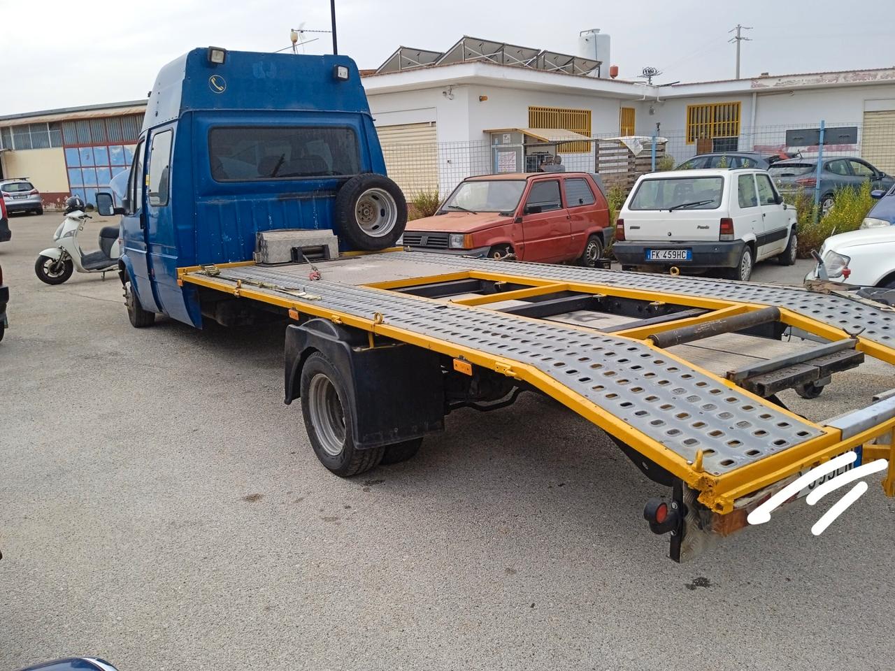 Carroattrezzi trasporto veicoli Ford transit 2500 diesel gancio traino