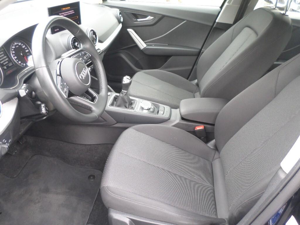 Audi Q2 30 TDI Business