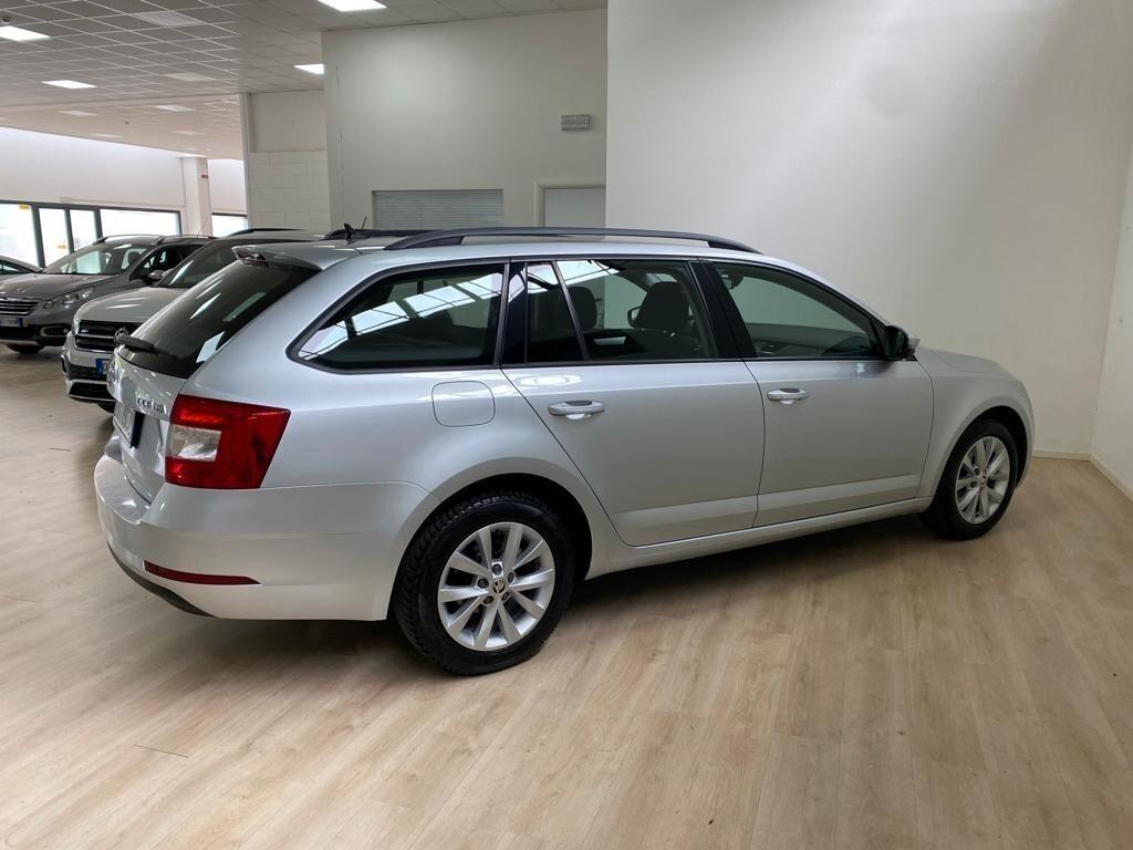 Skoda Octavia 1.6 TDI CR 115 CV Wagon Ambition