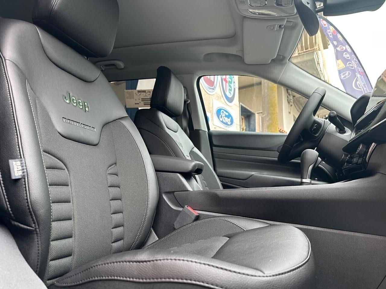 Jeep Compass 1.5 Turbo T4 130 CV MHEV 2WD North Star con tetto in vetro km 0