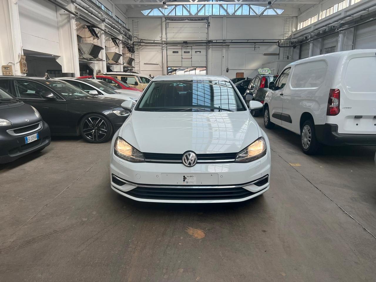 Volkswagen Golf 2.0 TDI 5p. 4MOTION Highline BlueMotion Technology